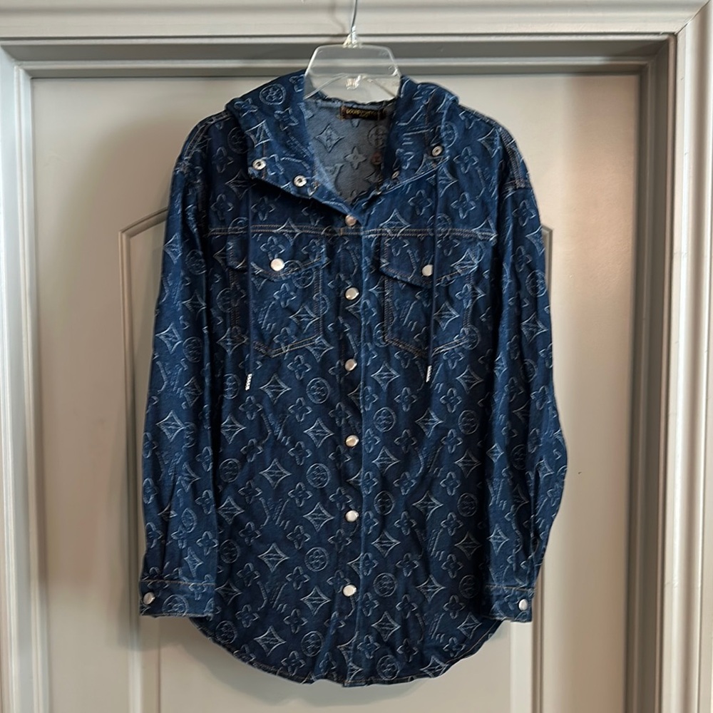 DENIM JACKET WITH HOOD